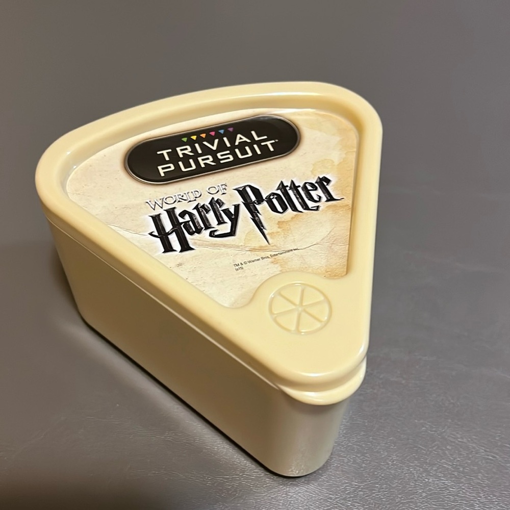 Trivia Pursuit World of Harry Potter - quick play, easy to store edition